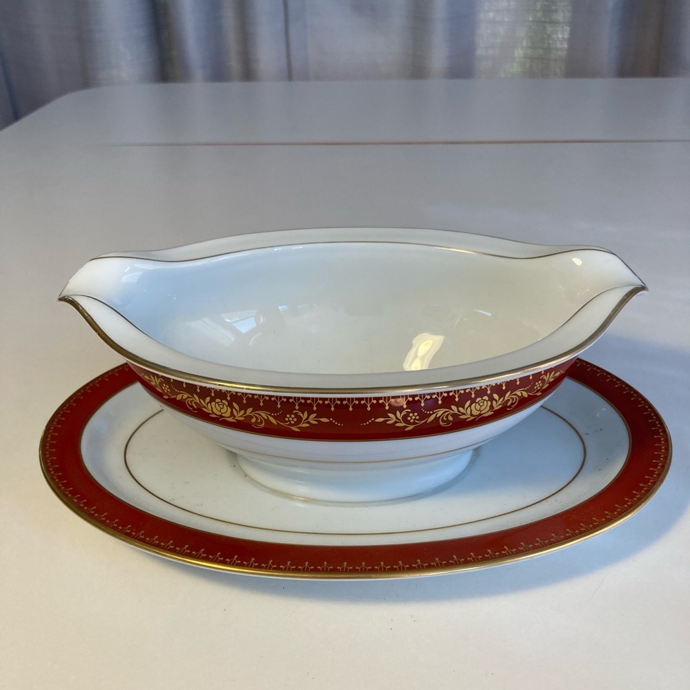 Noritake Goldhill Red Gold Gravy Boat Saucer Japan 6613 Elegant Holiday Everyday